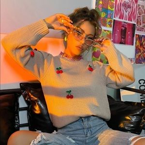 Ribbed knit cherry patched sweater